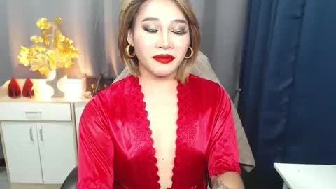 Snapshot of lovelysugar18 chatting on January 2025 02:13:01 PM STWEET LINA online show from January 2025 02:13:01 PM