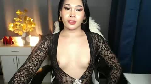 Snapshot of lovelysugar18 chatting on February 2025 05:18:01 PM STWEET LINA online show from February 2025 05:18:01 PM