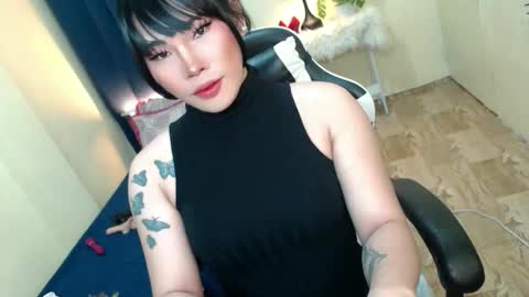 Snapshot of lovelysugar18 chatting on September 2025 02:51:01 PM STWEET LINA online show from September 2025 02:51:01 PM