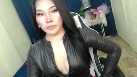 Snapshot of lovelysugar18 chatting on October 2025 06:39:02 PM STWEET LINA online show from October 2025 06:39:02 PM
