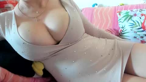 lovelywoman23 online show from February 2025 01:51:01 PM