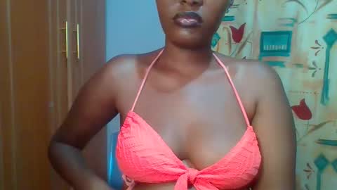 Snapshot of lovelyy_dreams chatting on March 2026 07:32:01 PM Hanna online show from March 2026 07:32:01 PM