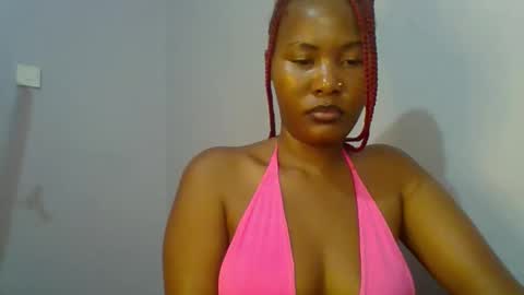 Snapshot of lovelyy_dreams chatting on April 2026 06:57:02 PM Hanna online show from April 2026 06:57:02 PM