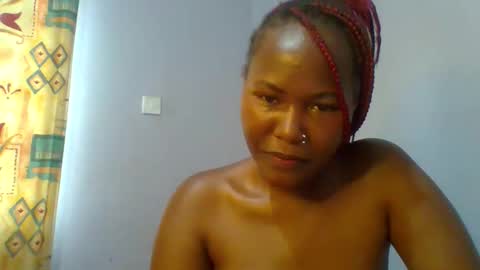 Snapshot of lovelyy_dreams chatting on May 2026 05:16:02 AM Hanna online show from May 2026 05:16:02 AM