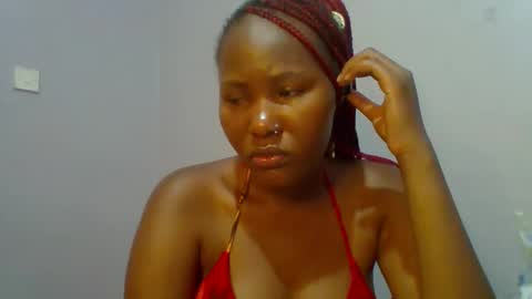 Snapshot of lovelyy_dreams chatting on May 2026 05:08:02 PM Hanna online show from May 2026 05:08:02 PM