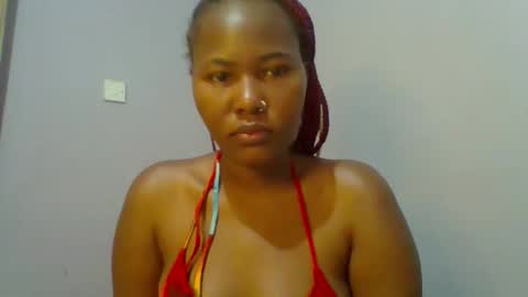 Snapshot of lovelyy_dreams chatting on May 2026 02:07:02 AM Hanna online show from May 2026 02:07:02 AM