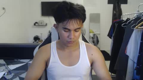 loverboyph04 online show from December 2025 01:35:02 AM