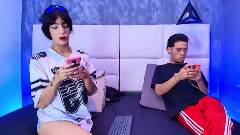 sofia and bryan online show from December 2025 10:59:02 PM