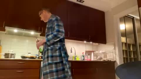 Snapshot of loveshine_ chatting on December 2024 05:31:02 AM loveshine_ online show from December 2024 05:31:02 AM