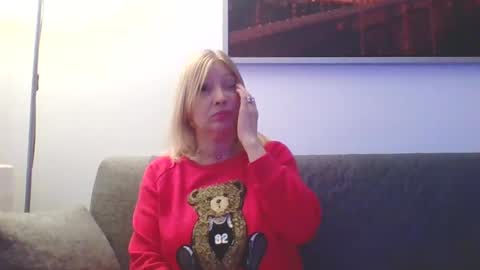 Marlyn online show from December 2024 11:07:01 PM