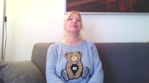 Marlyn online show from December 2024 02:06:02 PM