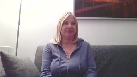 Marlyn online show from January 2025 11:52:02 PM