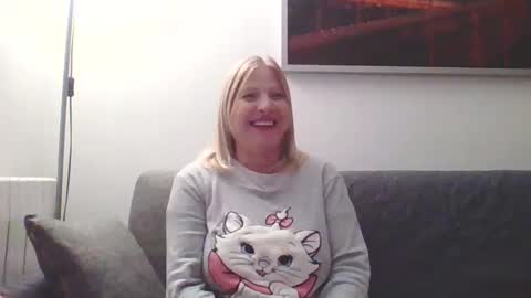 Marlyn online show from January 2025 09:54:01 PM