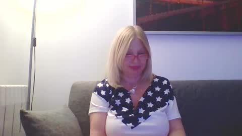 Marlyn online show from January 2025 07:13:02 PM