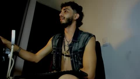 lovexjuxn77 online show from February 2026 07:12:02 PM