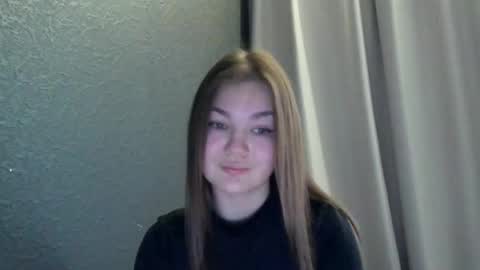 Snapshot of loviesimone chatting on October 2025 10:02:02 AM loviesimone online show from October 2025 10:02:02 AM