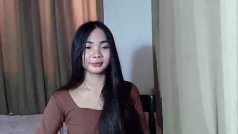 loving_rhean online show from October 2025 04:12:02 AM