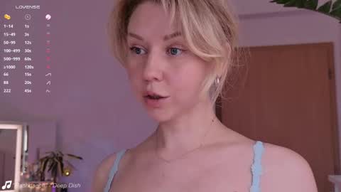 Snapshot of lowfreqsiren chatting on May 2026 02:56:02 PM . online show from May 2026 02:56:02 PM