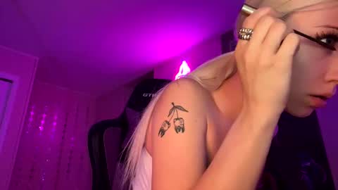 Princess  online show from January 2025 10:54:01 PM