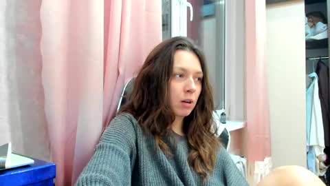 Lu krecia online show from January 2025 06:56:01 PM