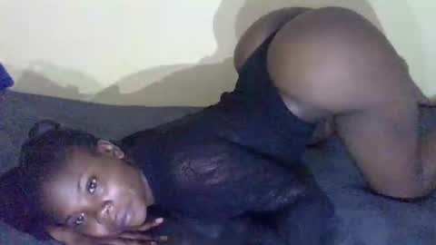 lu_lu21 online show from February 2025 06:47:02 AM