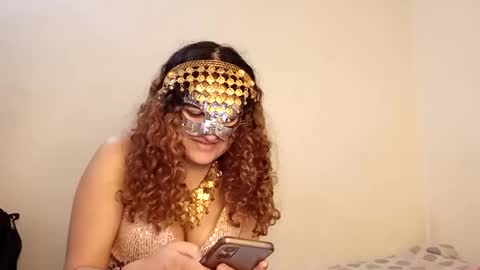 Snapshot of luanapowerful chatting on October 2025 04:40:02 PM luanapowerful online show from October 2025 04:40:02 PM