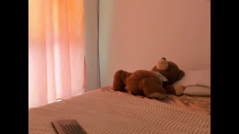 luara__01__lecat_1 online show from February 2026 05:58:01 PM