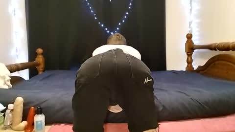 Snapshot of lube_squirter chatting on March 2025 12:16:01 PM lube_squirter online show from March 2025 12:16:01 PM