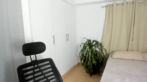 lucacosta19 online show from May 2026 08:25:01 PM