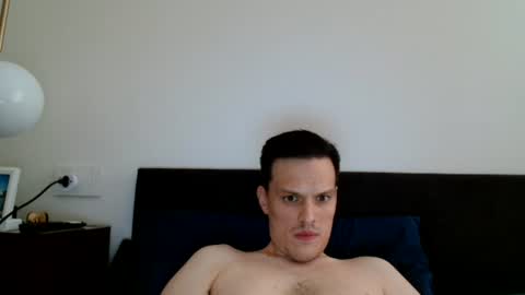 Snapshot of lucaguizzo chatting on June 2026 04:09:02 PM modelboy online show from June 2026 04:09:02 PM