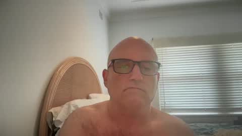 lucas10004 online show from January 2025 04:08:01 AM