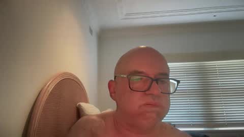 lucas10004 online show from January 2025 10:33:01 PM