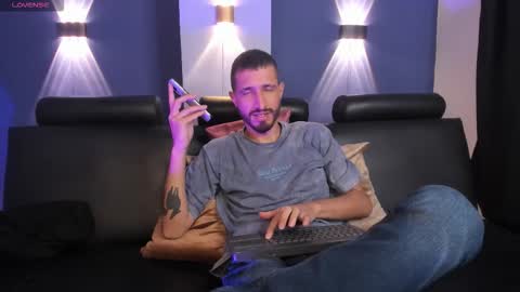 Snapshot of lucas4me chatting on February 2026 04:49:02 AM Lucas online show from February 2026 04:49:02 AM