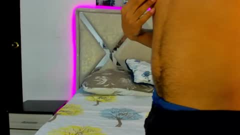 Snapshot of lucas_cruz1 chatting on June 2026 03:53:02 AM lucas_cruz1 online show from June 2026 03:53:02 AM