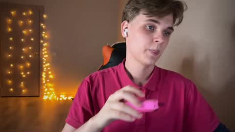 Snapshot of lucas_dany chatting on January 2025 12:27:01 AM Lucas Gill online show from January 2025 12:27:01 AM