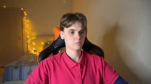 Snapshot of lucas_dany chatting on February 2025 10:25:01 PM Lucas Gill online show from February 2025 10:25:01 PM