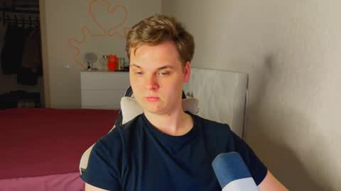 Lucas Gill online show from March 2026 01:53:01 AM