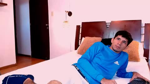 lucas_dream online show from May 2026 11:49:01 AM