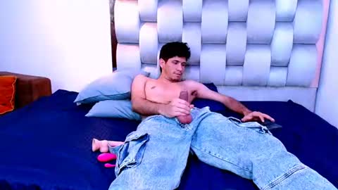 lucas_dream online show from June 2026 12:22:01 PM