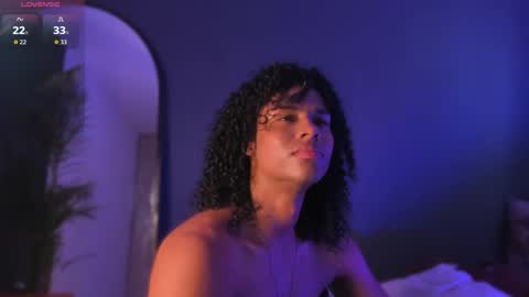 Snapshot of lucas_eevans07 chatting on November 2025 12:50:02 PM online show from November 2025 12:50:02 PM