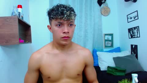 Lucas Luxx online show from February 2026 12:15:01 AM