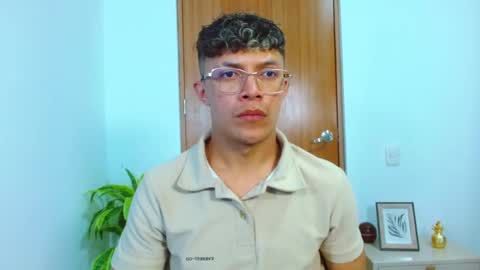 Lucas Luxx online show from February 2026 05:01:01 PM