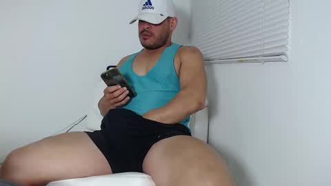 Lucas Montesori online show from February 2025 04:48:02 AM