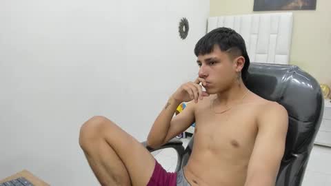  LUCAS RIVAS  online show from November 2025 10:59:02 PM