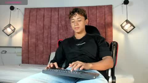 lucas_tease online show from April 2026 05:47:01 PM