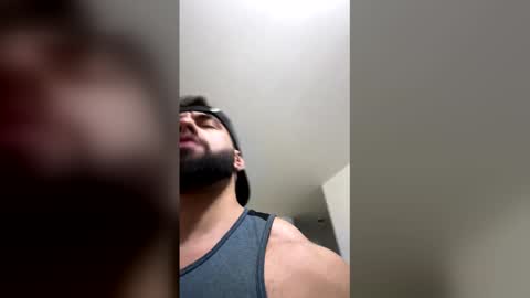 Snapshot of lucas_wolfx chatting on April 2026 10:15:02 PM lucas_wolfx online show from April 2026 10:15:02 PM