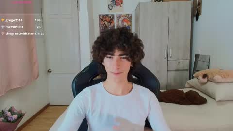 lucas_xo online show from February 2026 06:40:02 AM