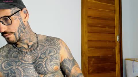 lucasexclusive online show from October 2025 06:52:02 AM