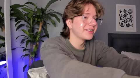 Lucas Morales online show from May 2026 01:39:02 PM