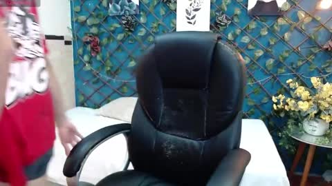 Snapshot of lucasssmith11 chatting on May 2026 10:17:01 PM LucassSmith11 online show from May 2026 10:17:01 PM